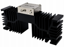 高功率放大器（5.5GHz-18GHz）